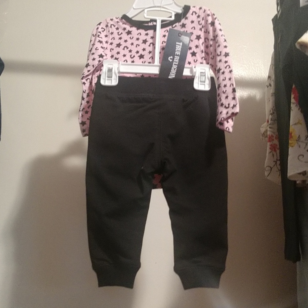 ๐ True Religion 2pc Set for infant/toddler, NWT - Picture 8 of 8